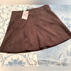 NWT Rio Mini Skirt. Size W76 cm (30), Color Grey.